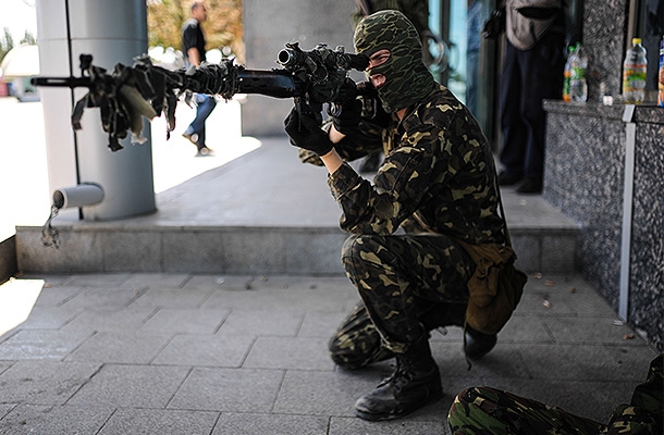 ����: GLOBAL LOOK press